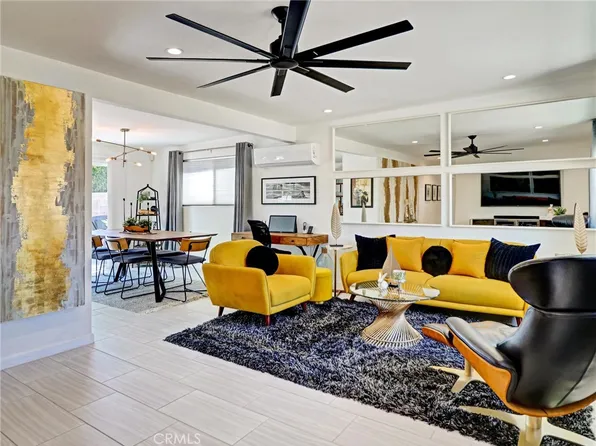 2020 Lawrence St, Palm Springs, CA 92264