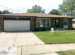5811 Kathryn Ln, Matteson, IL 60443