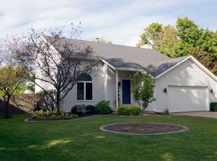 415 Zook Ct, Metamora, IL