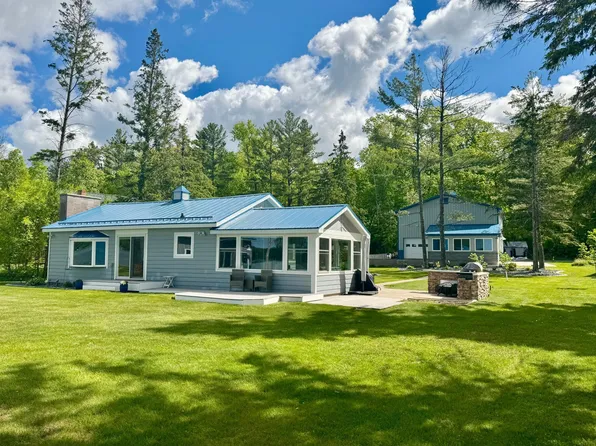 2349 Woodland Shrs, Luck, WI 54853