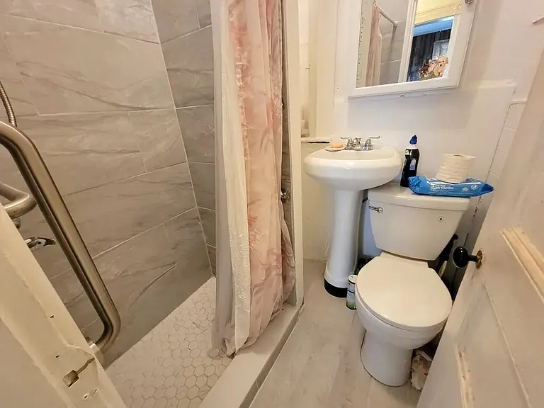 38 Jefferson St #1 — Photo 4