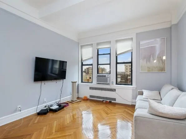 525 West End Avenue image 1 of 5