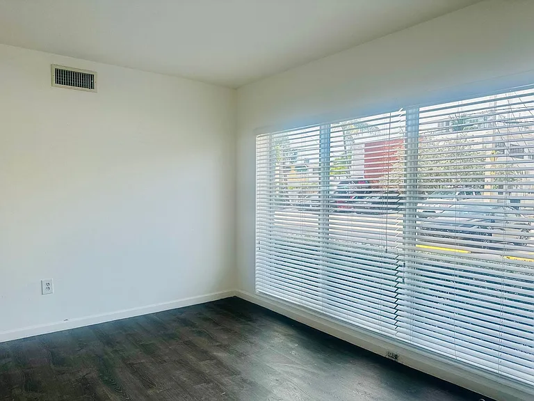 7291 Gary Ave #9 — Photo 10