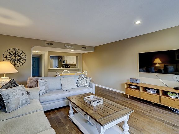 2nd image of 113 Shipyard Dr APT 147