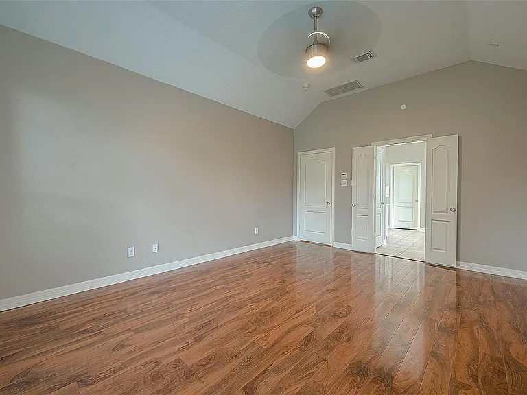 5910 Misty Island Ct — Photo 25