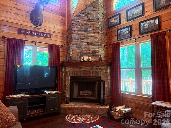 4th image of 476 Double Eagle Dr