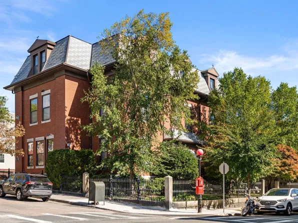 518 E 6th St Unit 2, South Boston, MA 02127
