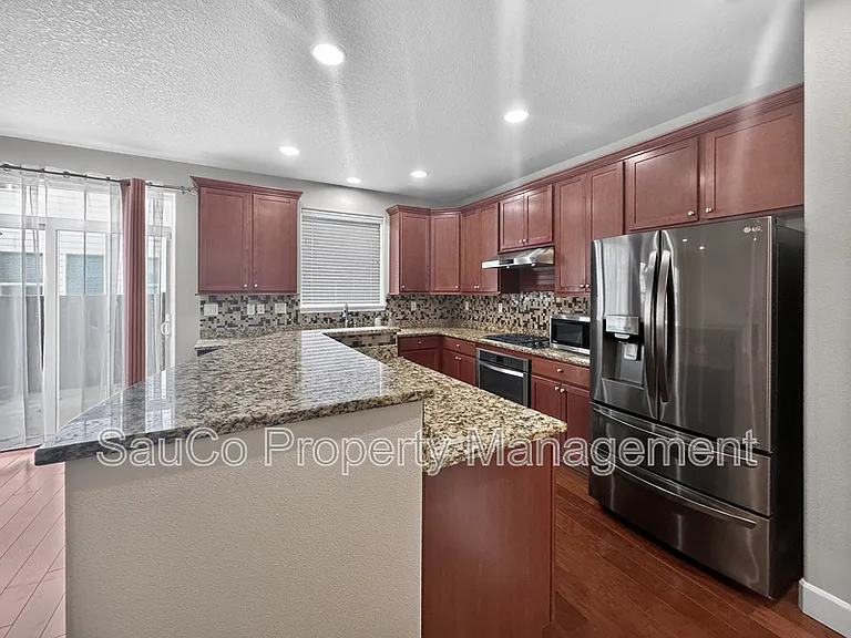 3453 SE Hare Ave — Photo 6