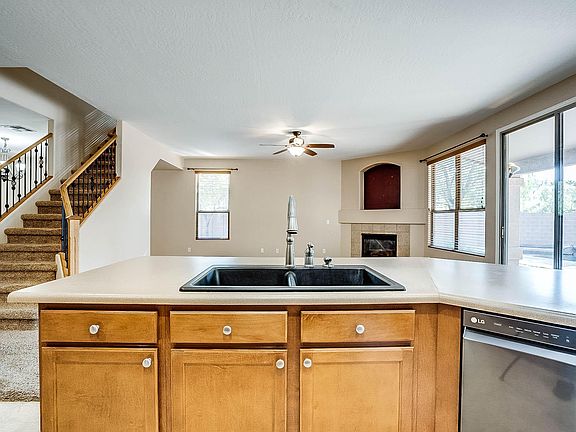 3rd image of 2626 E Elmwood Pl