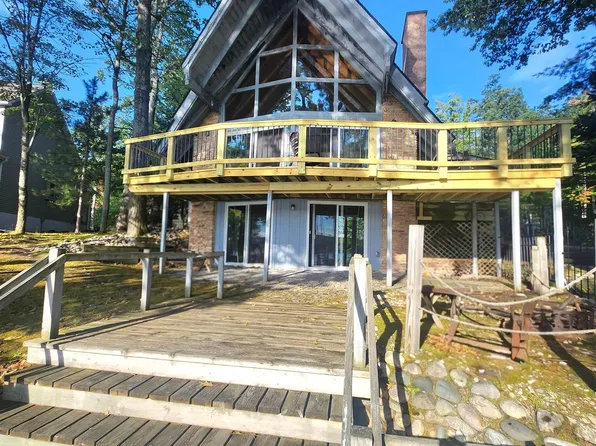 11551 Enchanted Dr, Frederic, MI 49733