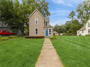 2725 Franklin Ave, Des Moines, IA 50310