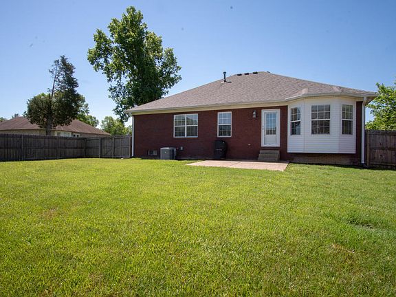 3rd image of 543 Beechwood Ave