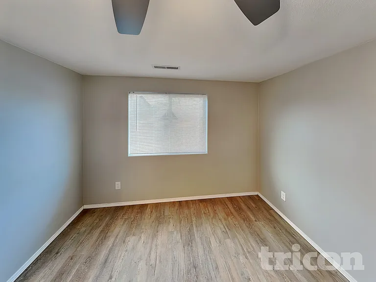 577 SW 207th Ave — Photo 8