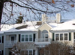 750 Brookside Dr #F, Andover, MA 01810