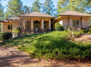 16 McMichael Dr, Pinehurst, NC 28374