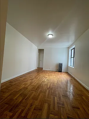 Rented by PMG Real Estate  | media 2