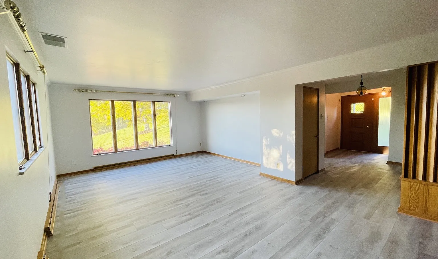 1491 East Maiden Street, Unit Main — Photo 2