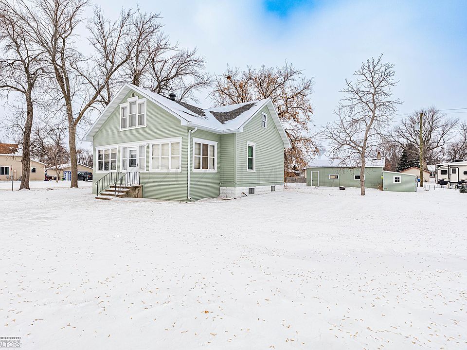 202 4th Ave N, Casselton, ND 58012 Zillow