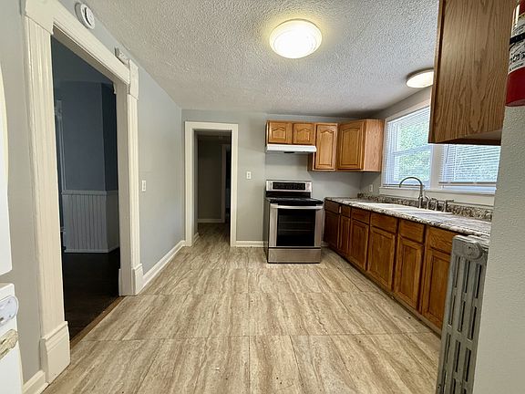 3rd image of 5036 S 92nd St #3