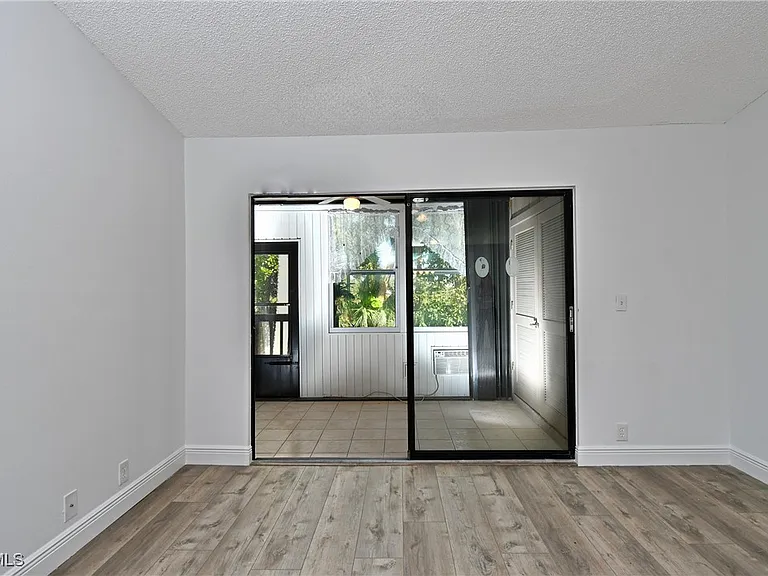 17502 Island Inlet Ct — Photo 13