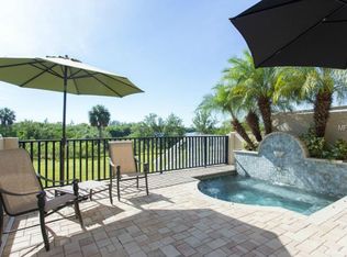 1078 Paseo Del Rio NE, Saint Petersburg, FL 33702