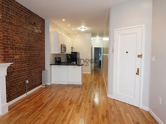 3rd image of 447 7th Ave #Tw2b