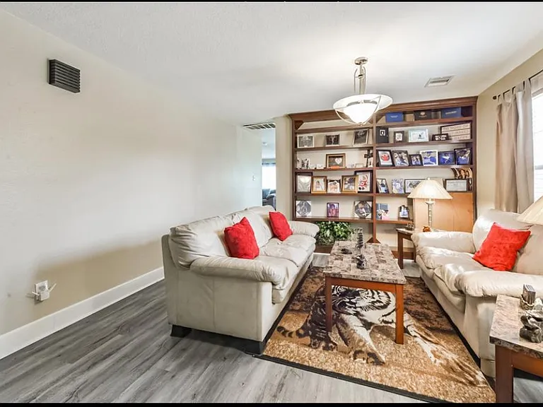 19403 Wann Park Dr — Photo 13