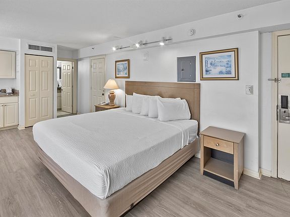 5th image of 5308 N Ocean Blvd. #1800