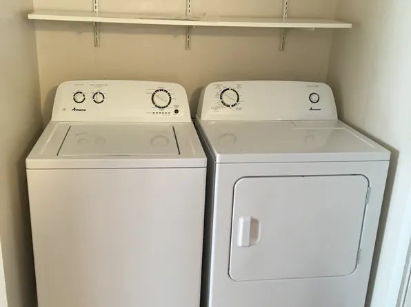 701 Kenwood Rd, Champaign, IL 61821