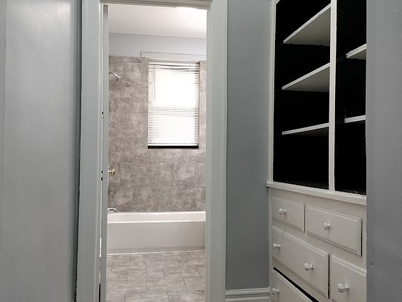3rd image of 1739 W 80th St #3-1739-3