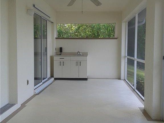 5th image of 1318 SE 6th Ave