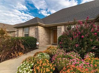 1231 Coventry Ln, Centerton, AR 72719