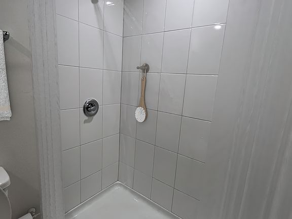 4th image of 6546 Sweetbay Ln Unit 101