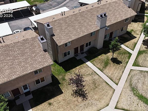 3rd image of 3135 Starlight Cir