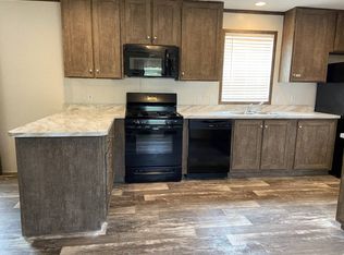 3460 Dale Dr #67, Wayland, MI 49348
