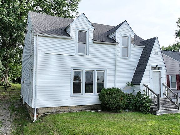 2nd image of 68 Winwood Dr