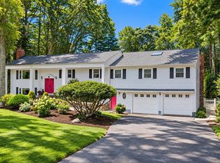 5 Surrey Ln, Canton, MA 02021