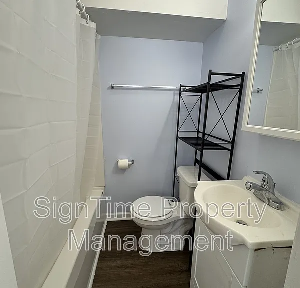 28-30 E Franklin St #28-3 — Photo 9