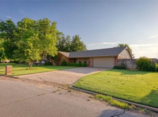 1007 N Lusk Ave, Elk City, OK 73644