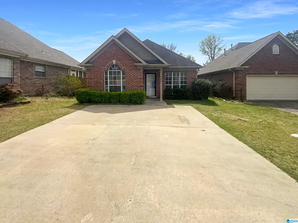 553 Summit Cir, Fultondale, AL 35068