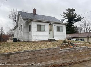 166 McMillan St, Grand Ledge, MI