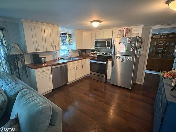 2nd image of 65 Upper Lake Dr