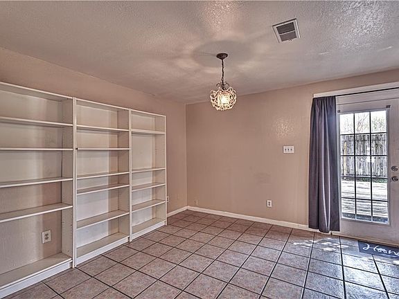 5th image of 2126 Meadowpass Dr