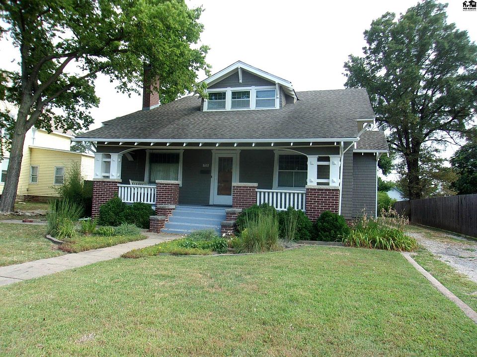 1st image of 715 E Avenue A
