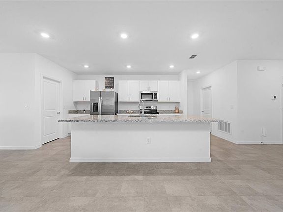 4th image of 7396 Capstone Dr