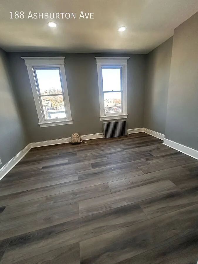 188 Ashburton Ave — Photo 2