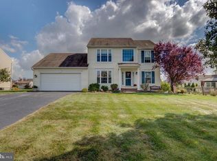 411 Redbud Dr, Oxford, PA 19363