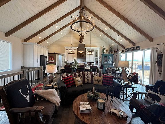 4th image of 980 Grange Rd