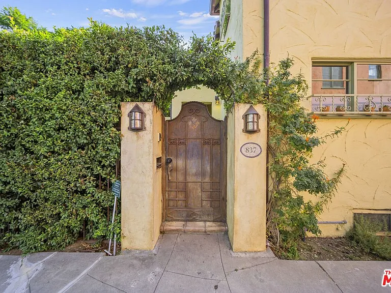 837 N Harper Ave — Photo 35