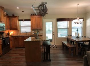 5245 Ryan Loop Rd, Texarkana, TX 75501